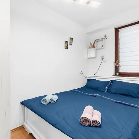 Marina Apartment